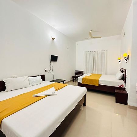 Pkn Homestay Thekkady Kumily エクステリア 写真